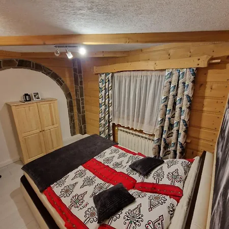 Apartament Leo * Ciche Male
